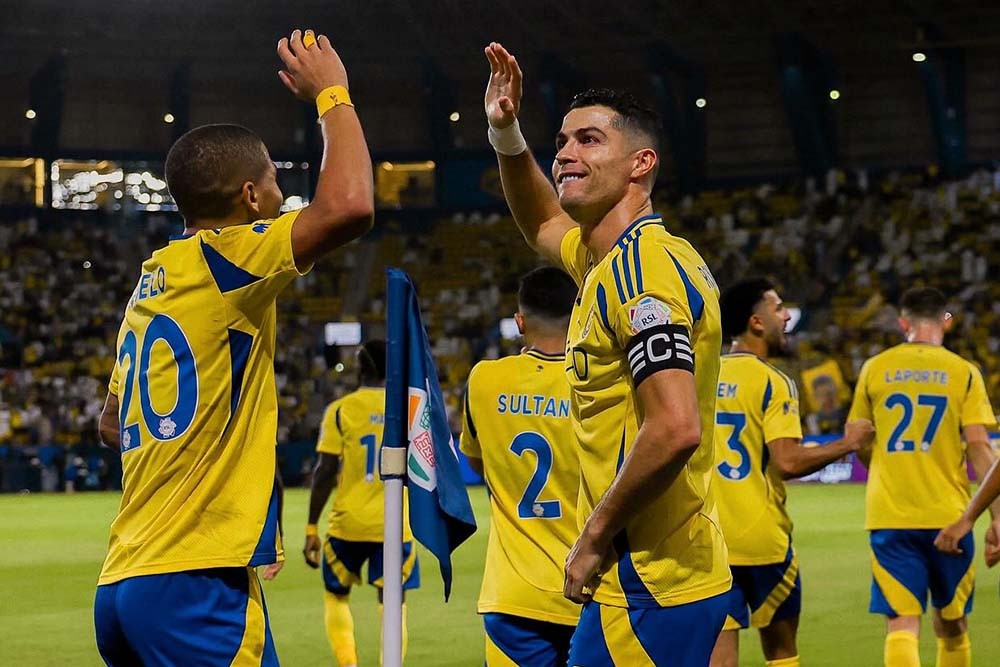 nhan dinh arsenal 
								 
								Cristiano Ronaldo vẫn tiếp tục ghi bàn cho Al Nassr